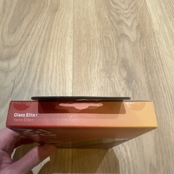 ZAGG Invisible Shield - Glass Elite+ iPhone 17 Pro Max Screen Protector - Picture 4 of 4